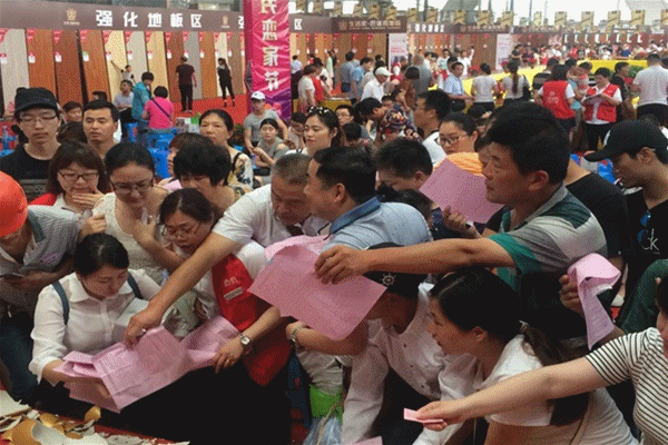 生活家地板千城百萬(wàn)用戶(hù)一起任意愛(ài)健康家