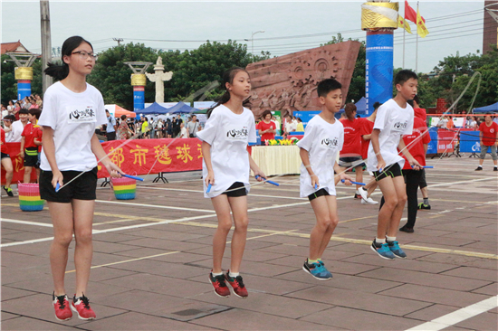 成都市跳繩協(xié)會：迎戰(zhàn)“殺刀”高手，苦練繩功