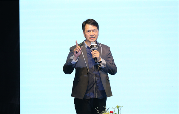 從心發現大自然，何武賢與大自然又要來談心了