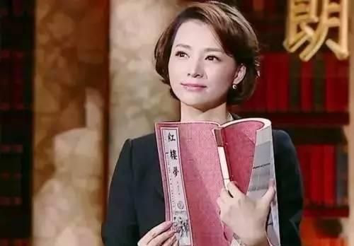 大家都說，這是一個浮躁的時代。我們渴望能活成自己想要的樣子，卻靜不下心來追逐夢想。我們羨慕別人的脫穎而出，又嘆息自己的懷才不遇。是因為那些人運氣好，還是他們善于積累，一旦時機成熟，便會嶄露頭角！
